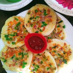 A picture of Poha uttapam.