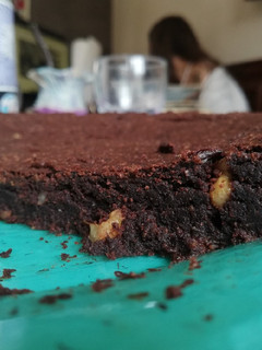 Una foto de Brownie vegano con porotos negros 🖤