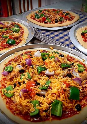 A picture of Pizza.