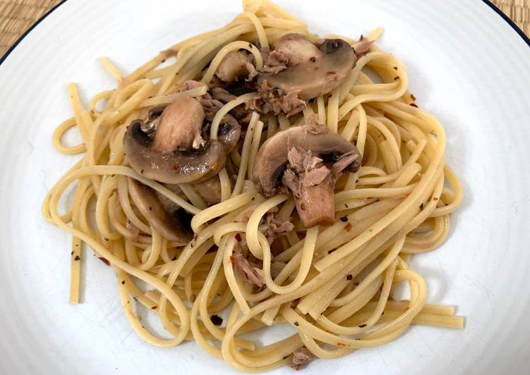 Easiest Way to Prepare Any-night-of-the-week Tuna Mushroom Linguine