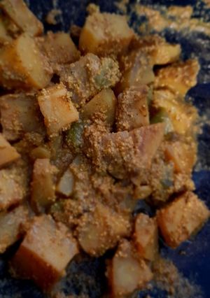 ঝিঙে-আলু পোস্ত (Jhinge-aloo posto recipe in Bengali) রেসিপির প্রধান ছবি