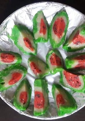 काजू तरबूज मीठा (kaju Tarbooj mitha recipe in Hindi) रेसिपी मुख्य फोटो