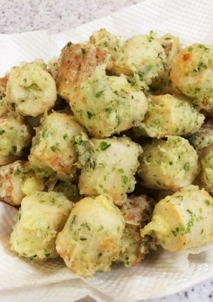 A picture of Kid-Friendly Tempura: Cheese-Stuffed Chikuwa Seaweed Fritters.