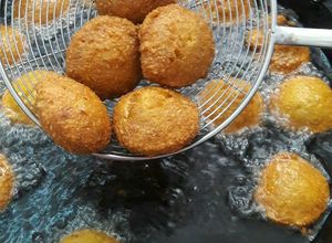 صورة لوصفة فلافل البيت مع خبز التورتيلا المنزلي