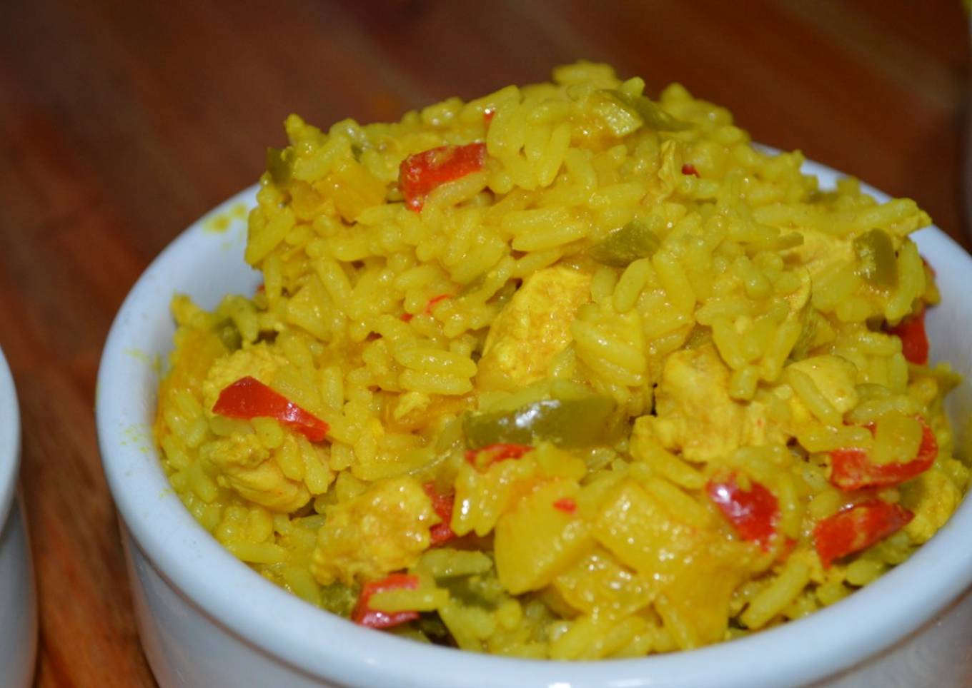 Pollo con arroz y cúrcuma