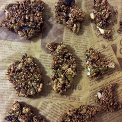 A picture of Granola.