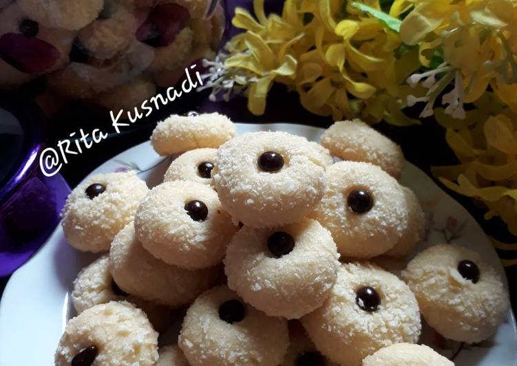 Cara Gampang Menyiapkan Kue Janit (Janda Genit), Enak