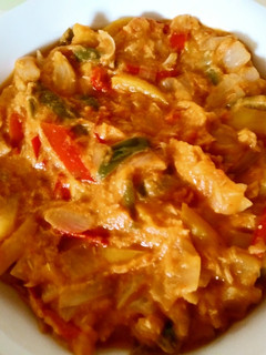 Una foto de Salsa de tomate casera con verduras