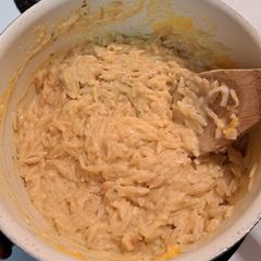 A picture of Cheesy Orzo.
