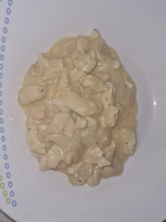 Una foto de Pollo en salsa blanca Maggi