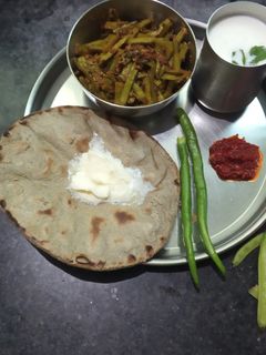 ગુવાર નુ શાક (Guvar Shak Recipe In Gujarati) રેસીપી મુખ્ય ફોટો