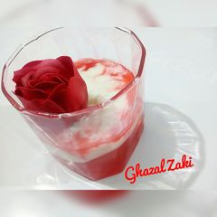 A picture of Vanilla Rose Pudding.