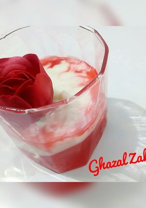 A picture of Vanilla Rose Pudding.