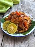 Ayam Suwir Bunga Kecombrang