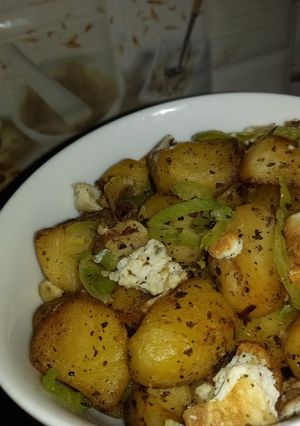 A picture of Skillet-fried potatoes.
