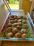 Albóndigas en salsa de cebolla + Puré de patata