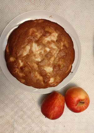 Foto di Ciambellone mele, cannella e cocco