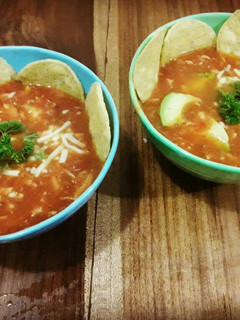 Una foto de Sopa Azteca!!!