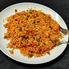 A picture of Schezwan fried rice.