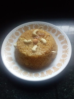 ફાડા લાપસી (Fada Lapsi Recipe In Gujarati) રેસીપી મુખ્ય ફોટો