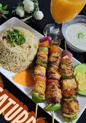 A picture of Tikka boti with matar pulao.