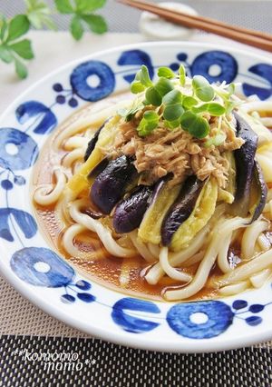 A picture of Chilled Udon with Eggplant and Tuna (using Frozen Udon & Microwave).