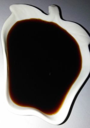 A picture of Imli chutni (Tamarind).