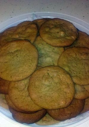 A picture of Tys butterscotch cookies.
