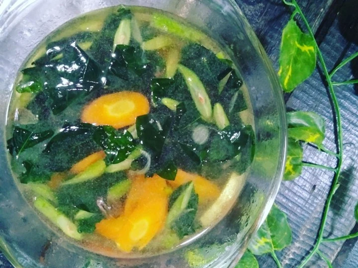 Langkah Gampang Membikin Resep  Sayur bening daun katuk yang Lezat, Lezat Sekali