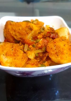 A picture of Fried idli.