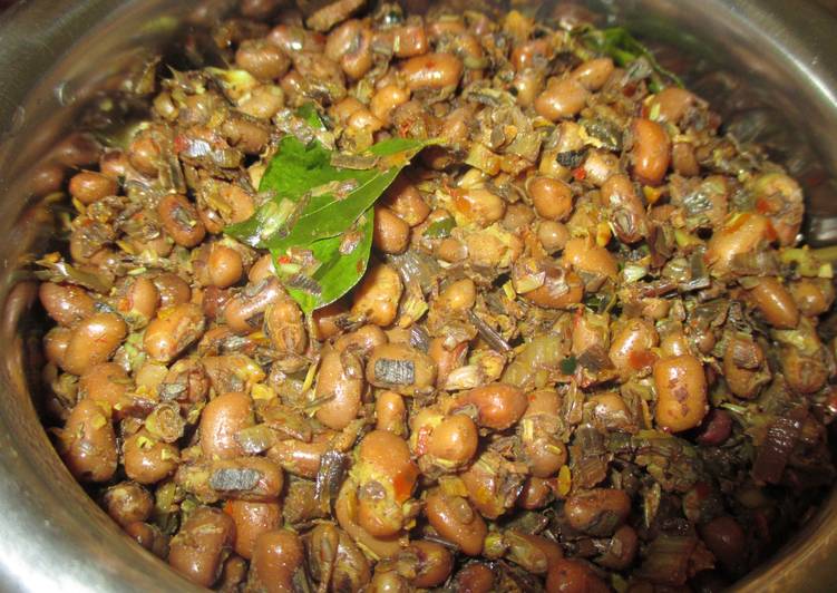 Recipe of Any-night-of-the-week Plantain Flower-small red beans mezhukkupuratti