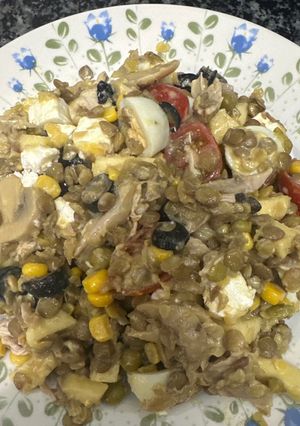 Una foto de 642. Ensalada de lentejas, manzana y codornices (principal)