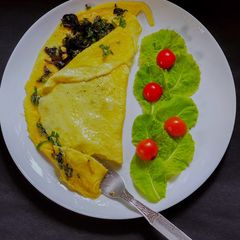 A picture of Mushroom Omelette.