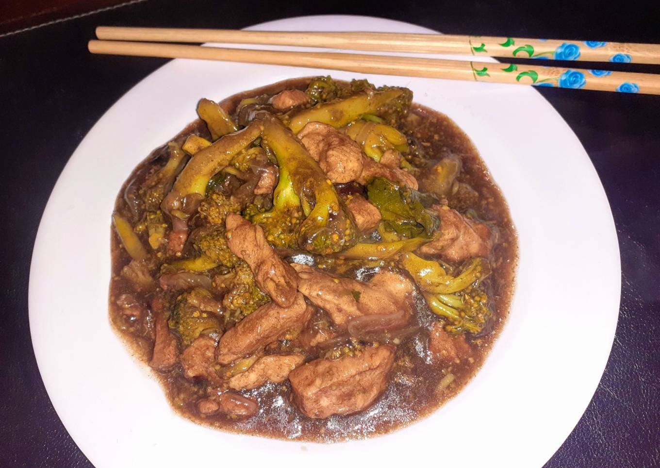 Pollo con Brócoli  al estilo Chino - 西蘭花雞