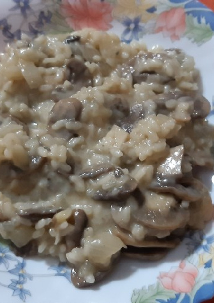Una foto de Risotto de champiñones y Cabrales