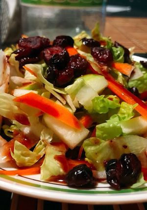 Foto principal de Ensalada de lechuga con arándanos tipo Licha