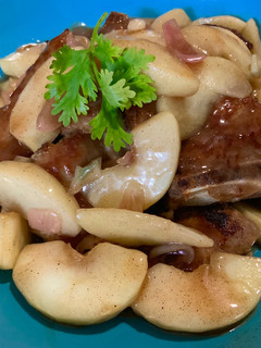 肉桂蘋果汁燒豬排 的食譜成品照片