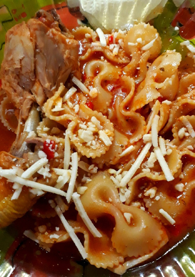 Una foto de Guiso de fideos moñitos. Súper rápido y sin complicaciones
