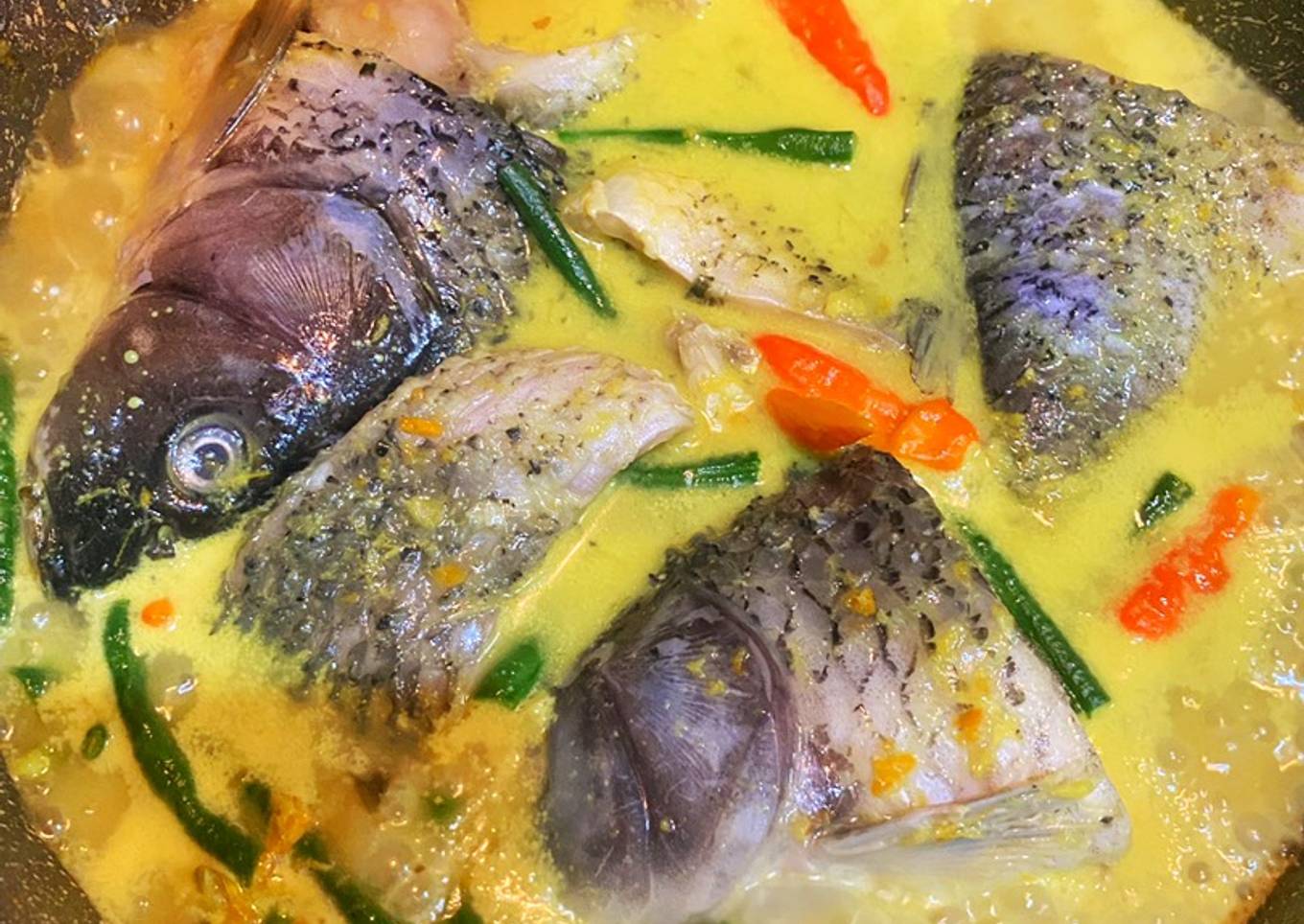 Gulai Ikan Mas (Pangek Masin/Gulai Masin)