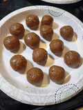 Lower Carb Chocolate Coconut Protein Balls