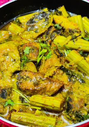 A picture of Vegetarian fish with banana curry.