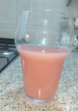 Une photo de Jus mandarine / grenade