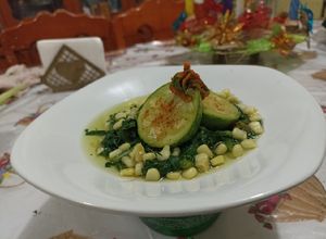 Una foto de Sopa de guías de milpa