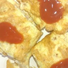 A picture of Omelette Rolls.