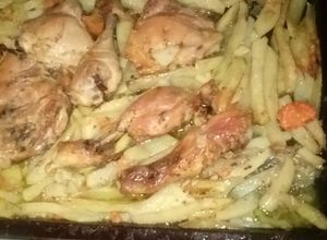 Una foto de Muslos de pollo al horno