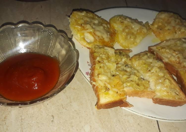 Garlic bread in different shapes