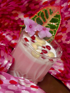 A picture of Roohafza milk shake.