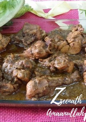 A picture of Green Chicken Masala.