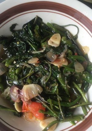 Foto resep Tumis kangkung sederhana