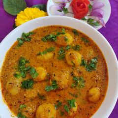 A picture of Dum aloo.